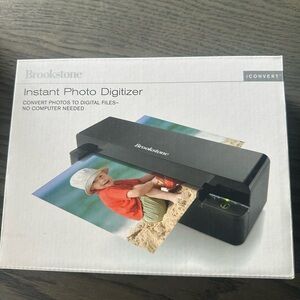 New brookstone instant photo digitizer